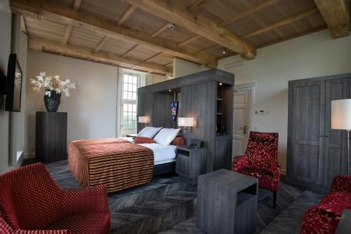 Romantic Hotel Castle Daelenbroeck - Hotel Overview