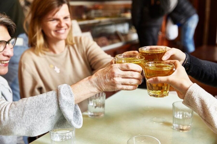 Rome: Food Tour of the Historic Center With Rooftop Spritz