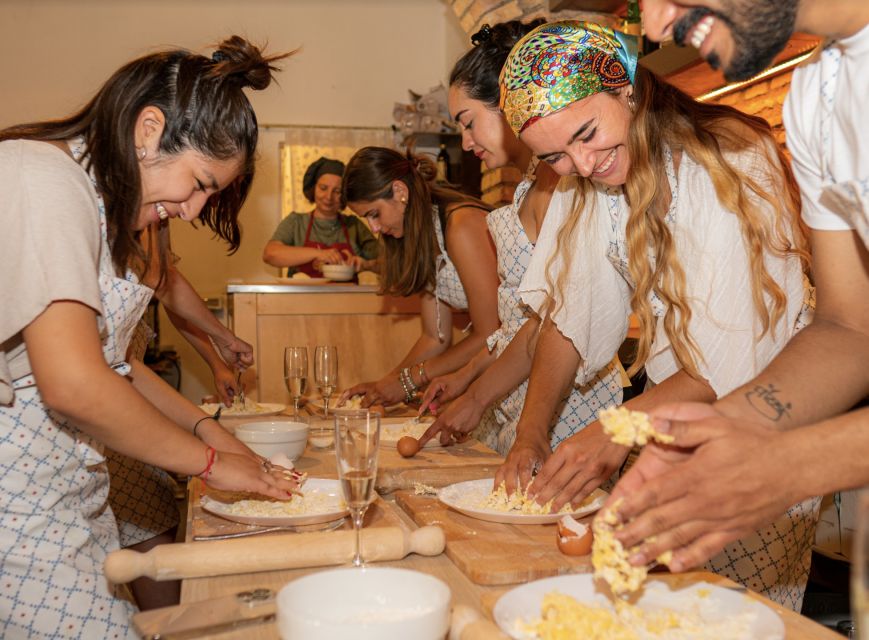 Rome: Pasta and Tiramisu Italian Cooking Class