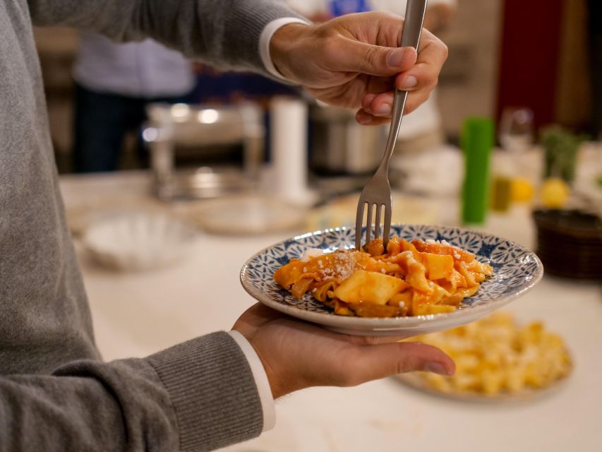 Rome: Pasta Making Experience in a Trasteve Villa