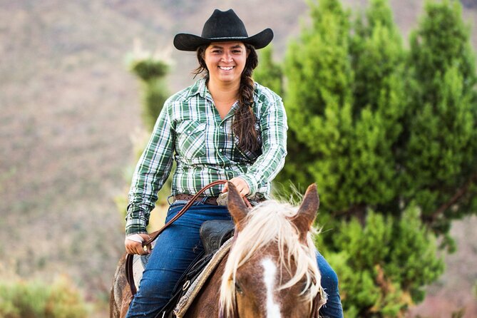 Round-Up Ride: Horseback Ride JUST 5 MILES From Grand Canyon West