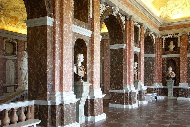 Royal Swedish Palace and Castle Tour Incl. Drottningholm