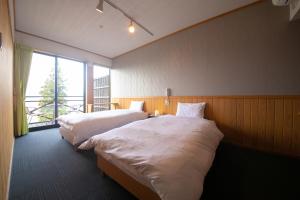 Ryokan Yufusan - Location and Attractions
