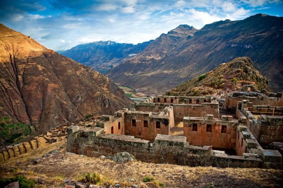 SACRED VALLEY AND MACHU PICCHU TOUR 2 DAYS