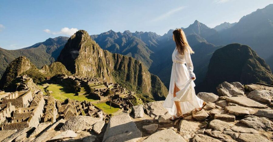 Sacred Valley & Machu Picchu Tour 2 Days