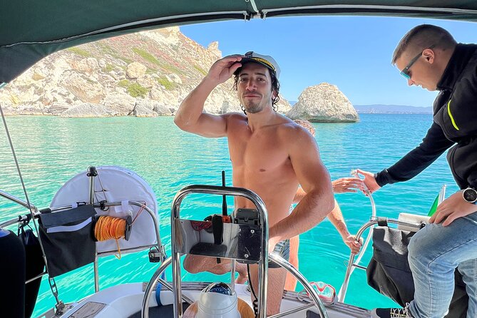 Sailing Boat Trip to the Devils Saddle