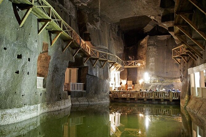Salt Mine in Wieliczka Guided Tour With Private Transfer From Krakow