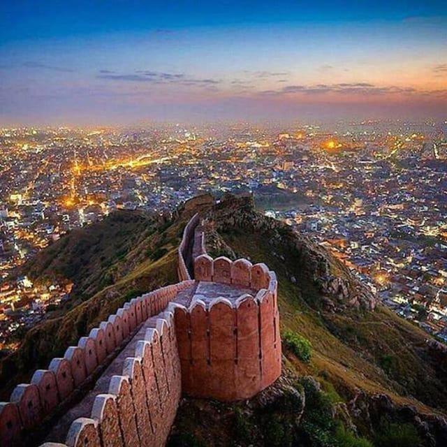 Same-Day Jaipur: Discover the Citys Treasures by Tuk-Tuk