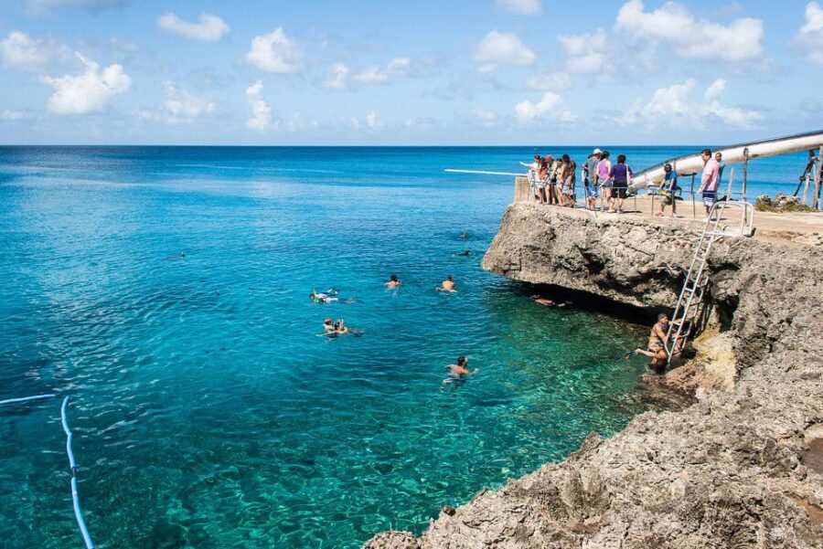 San Andrés: Walking Under the Sea Experience