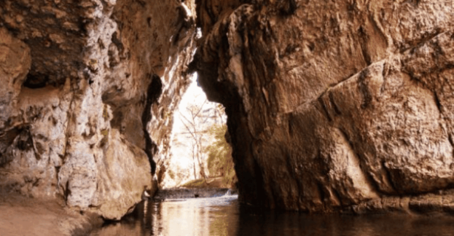 San Cristóbal: Arcotete Ecotourism Park & Rancho Nuevo Caves