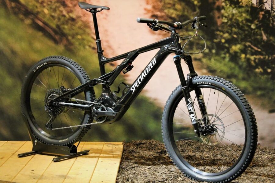 Santiago: E- Mountain Bike Rental to Ride in a Bike Park