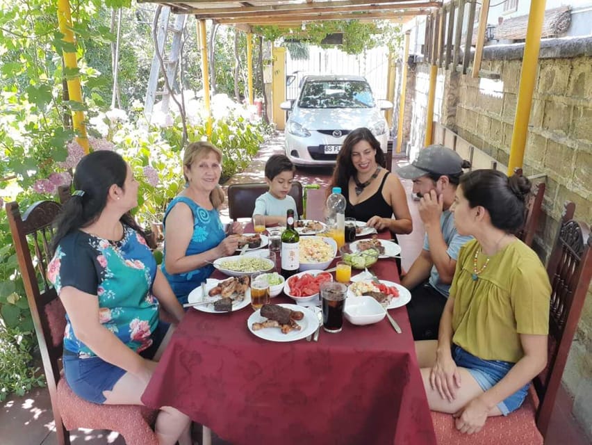 Santiago: Premium Barbecue at Family Home
