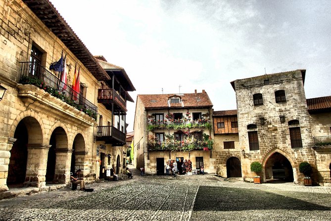 Santillana Del Mar Private Guided Walking Tour