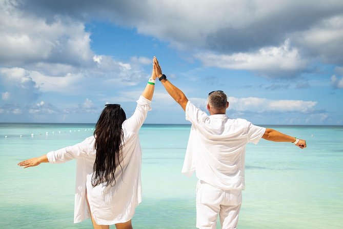 Saona Island Day Trip + Lobsters & Wine Included - Tour Highlights and Inclusions