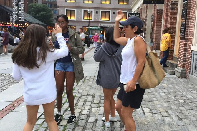 Scavenger Hunt Adventure in Charleston by Operation City Quest
