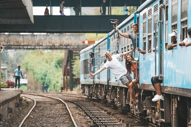 Scenic Train Ride to Ella With Kandy City Tour