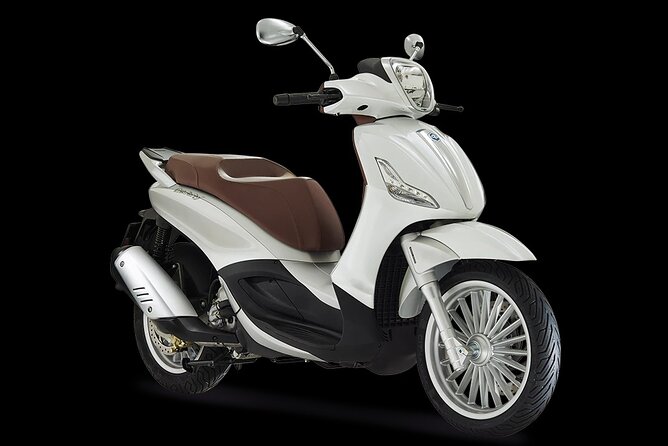 Scooter Rental 300cc
