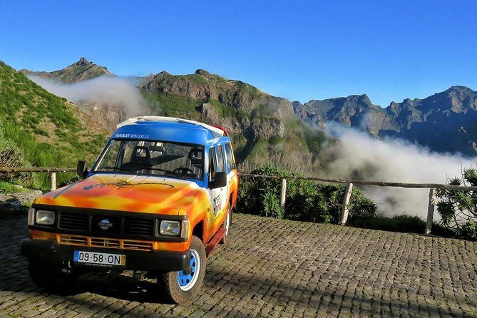 Sea Cliff & Mountains Private 4×4 Tour