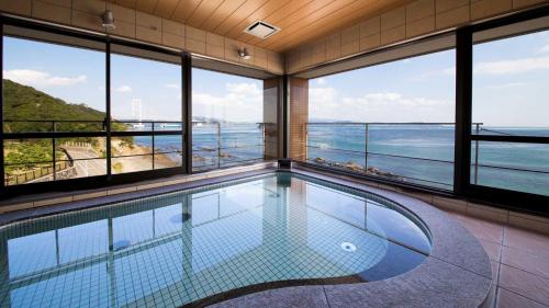 Seaside Hotel Taimaru Kaigetsu - Overview and Location