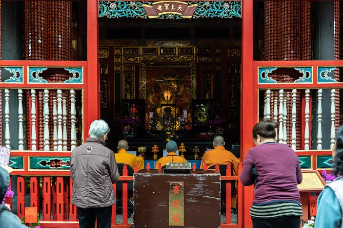 See Taipei With A Local: Private & Personalized