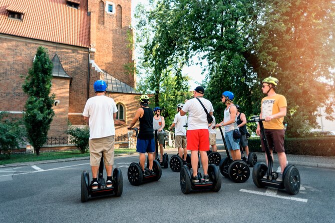 Segway Tour Warsaw: Praga Tour – 2-Hours of Magic!