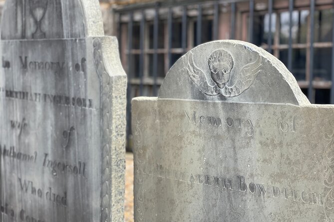 4 Best Self-Guided Tours In Salem