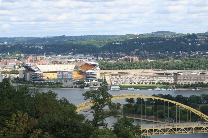 Self-Guided Scavenger Hunt: Pittsburghs Cultural Side