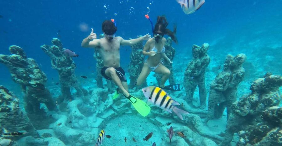 Share Snorkeling to 3 Gilis