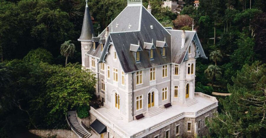 Sintra: Biester Palace and Park Guided Tour