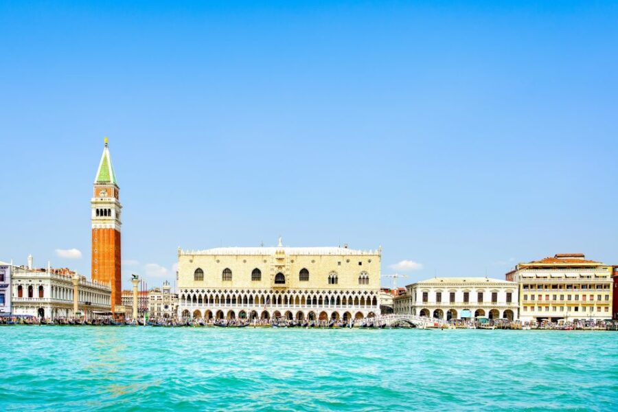 Skip-the-Line Guided Tour of Doges Palace