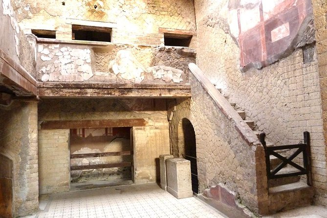 Skip the Line Half Day Private Tour of Herculaneum Highlights With Local Guide