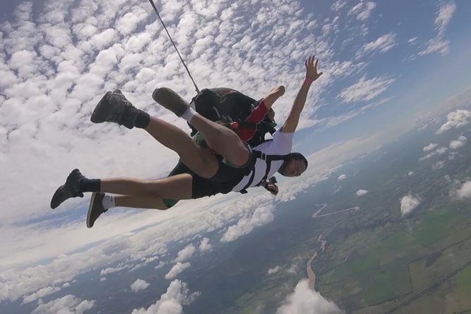 Skydiving Experience From Bogota