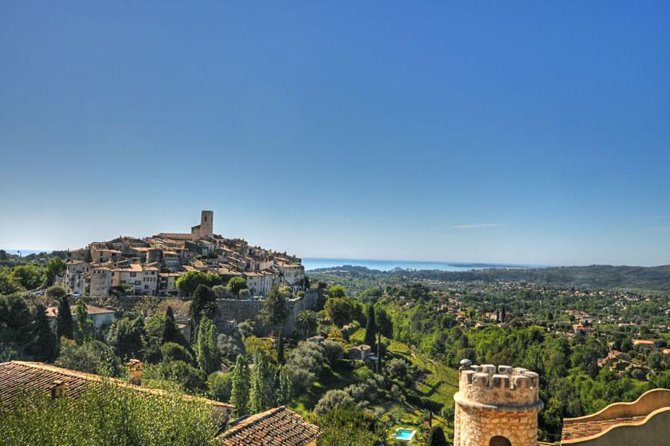 Small-Group Half-Day Tour to St-Paul-De-Vence, Antibes and Cannes From Nice