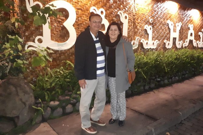 Small-Group Night City Tour: San Cristobal Hill and Dinner Show - Exploring San Cristobal Hill