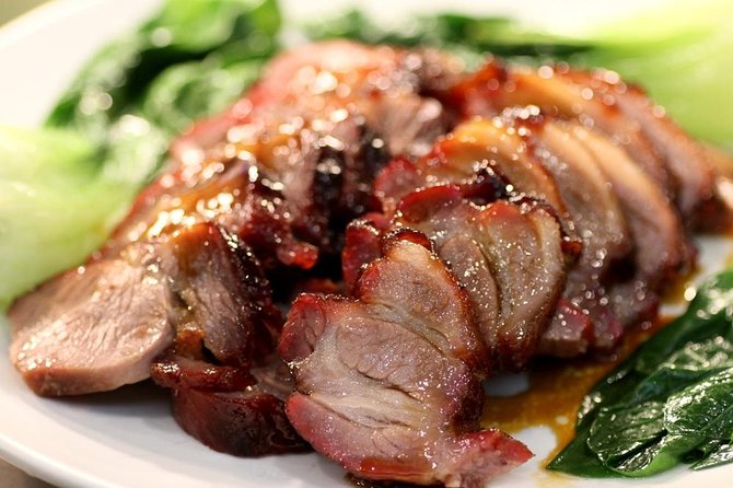 Small-Group Tour: the Best Bites of Hong Kong Island