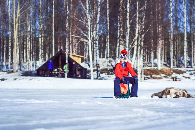 Snowshoe Trip for Ice Fishing in Inari-Saariselkä
