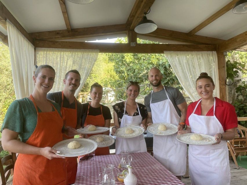 Sorrento: Pizza Making W/ Wine, Limoncello, & Transfer