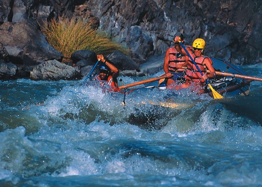 South Valley: Full Day Rafting in Cusipata and Zipline