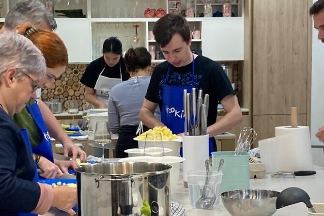 Spanish Tortilla Cooking Class - Class Overview