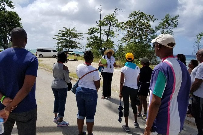 Speightstown Heritage Walking Tour and Sunset Dinner - Visit to Arlington House Museum