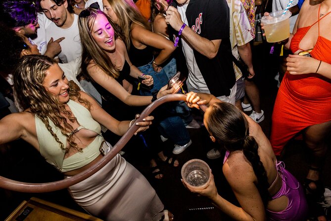 Split After Dark - Boat Crawl With Free Shots & VIP Club Access - Overview of the Nightlife Experience
