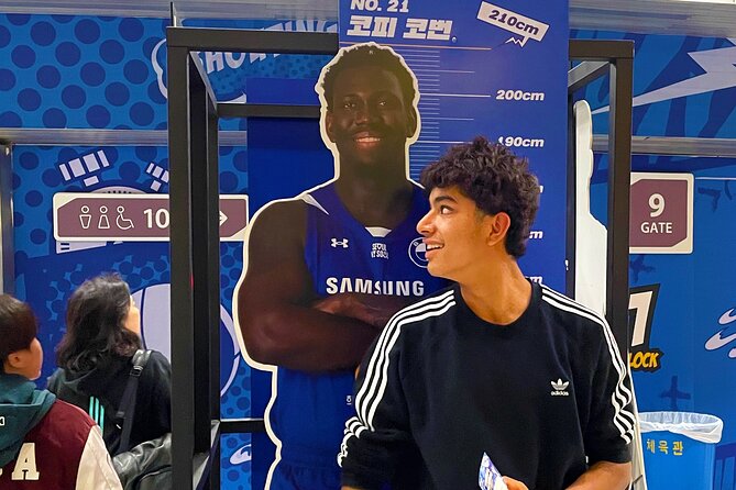 Sports Match in Seoul With Guided K-Food Experience - Activity Overview