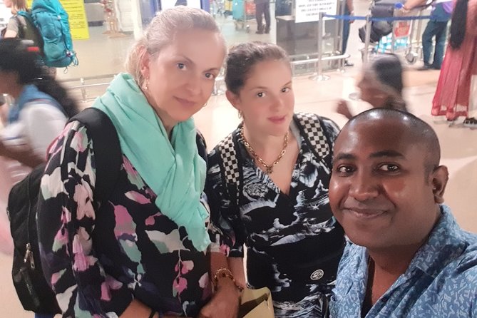 Sri Lanka Airport (BIA CMB) to Arugambay Pickup And Drop|Private Transfer