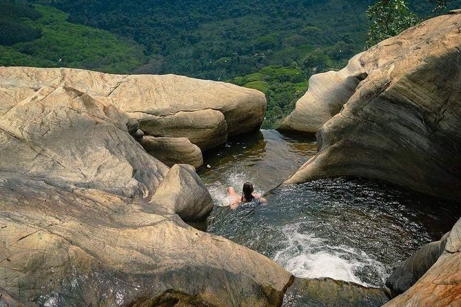 Sri Lanka Round Tour in 5 Days - Discovering Kandy