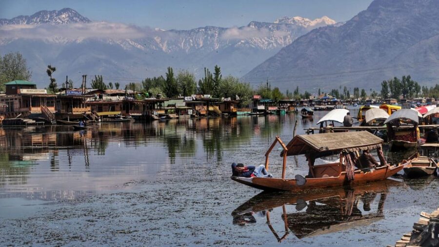Srinagar: Private Day Tour With Shikara Ride at Dal Lake