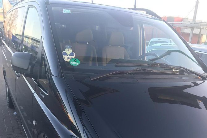 Standard Minivan From Charleroi Airport to City of Brussels - Pickup and Drop-off Details