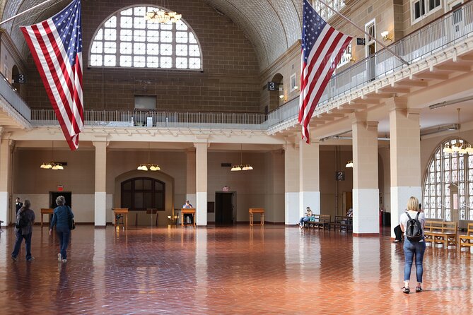 Statue of Liberty and Ellis Island Tour With Museum Access - Inclusions and Exclusions