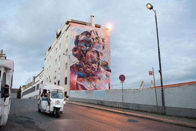 Street Art - Tuk Tuk Tour - Included Features