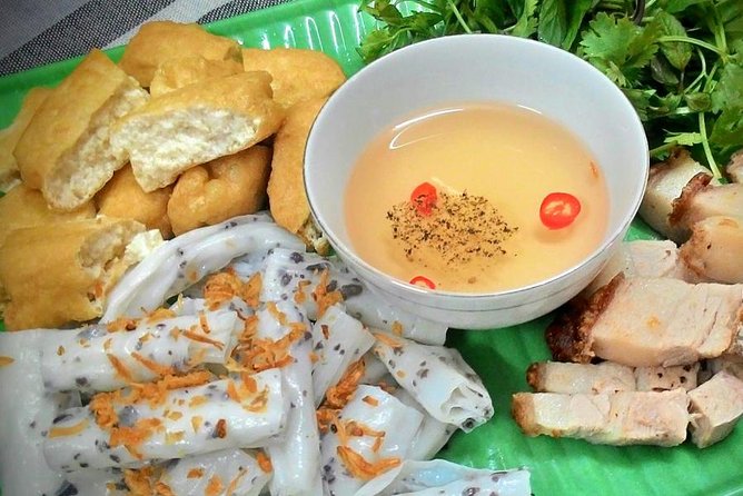 Street Food Tour in Hanoi