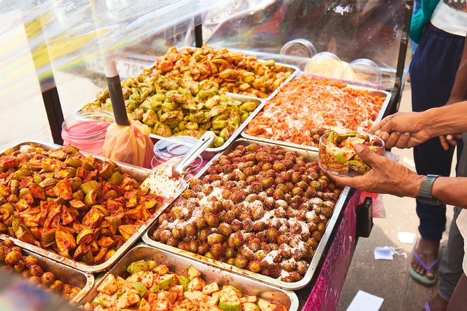 STREET FOOD With COLOMBO TUK TUK CITY TOUR ( All Inclusive )